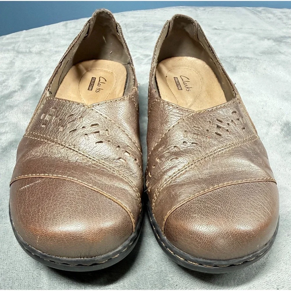 Clarks Collection Womens 8 Bronze Leather Slip On Shoes Cutout Comfort